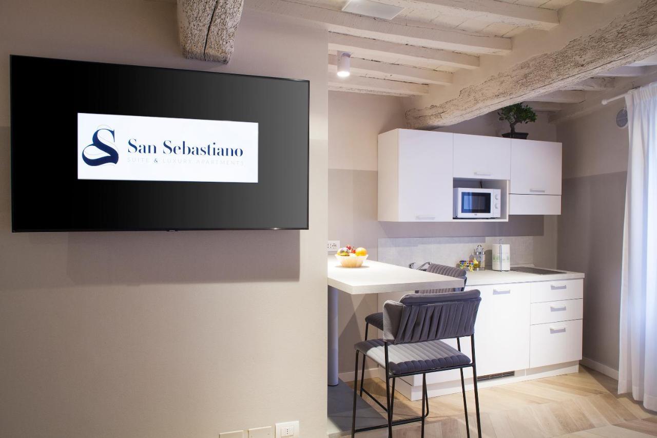 San Sebastiano Suite & Luxury Apartments 콜레 발델사 외부 사진